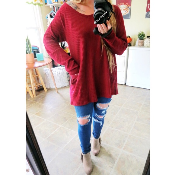 NWT Ultra soft maroon cable knit sweater 🍁 - Picture 2 of 6